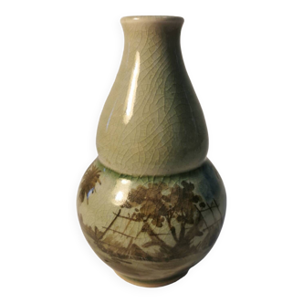 Thai soliflore vase in hand painted celadon signed