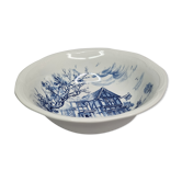 Légumier en faïence au décor bleu Gien Wedgwood