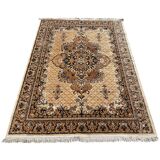 Oriental style rug 230cm x 170cm