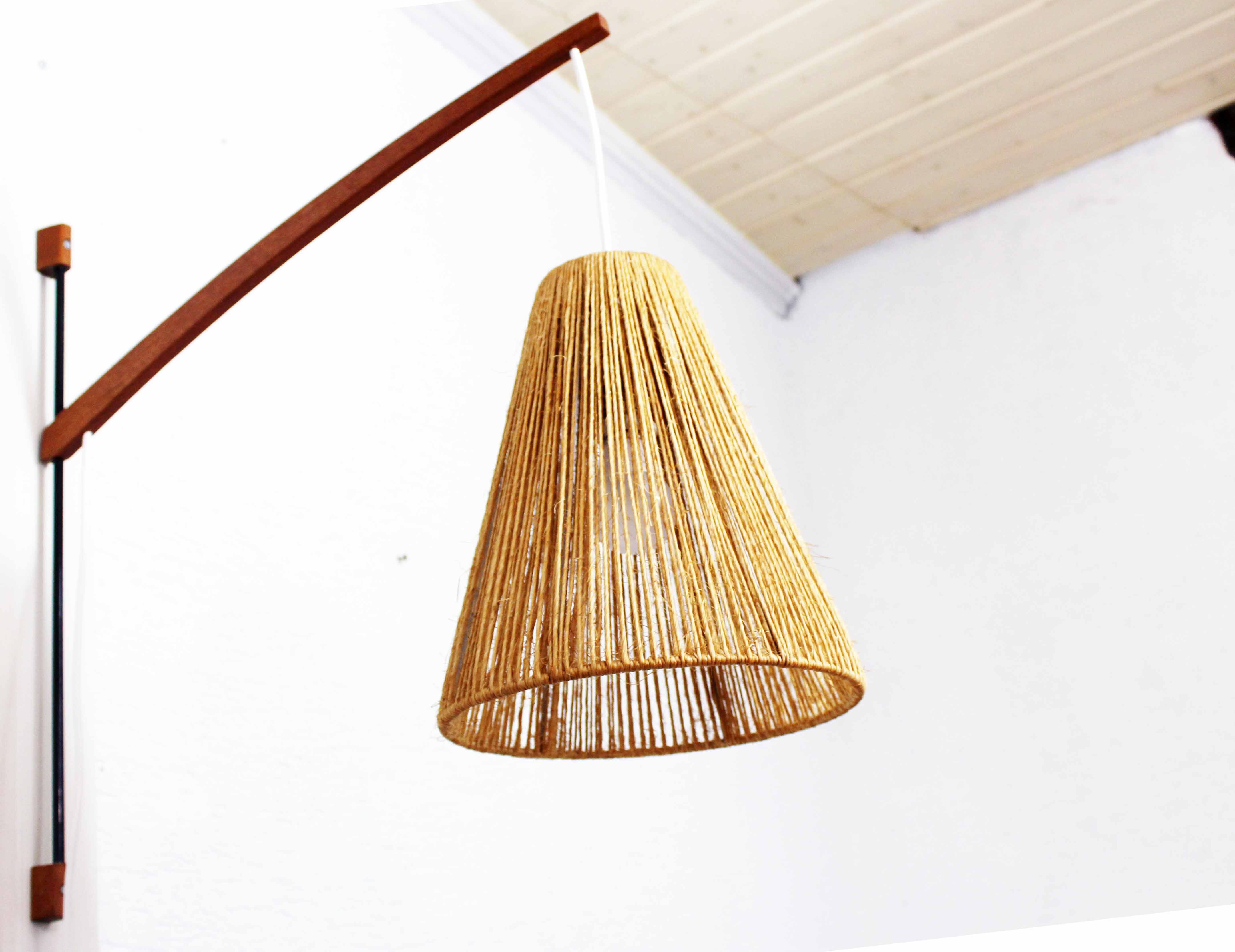 Scandinavian teak and rope stem