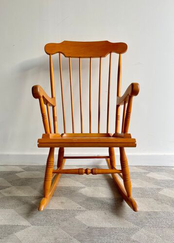 Rocking-chair en bois vintage