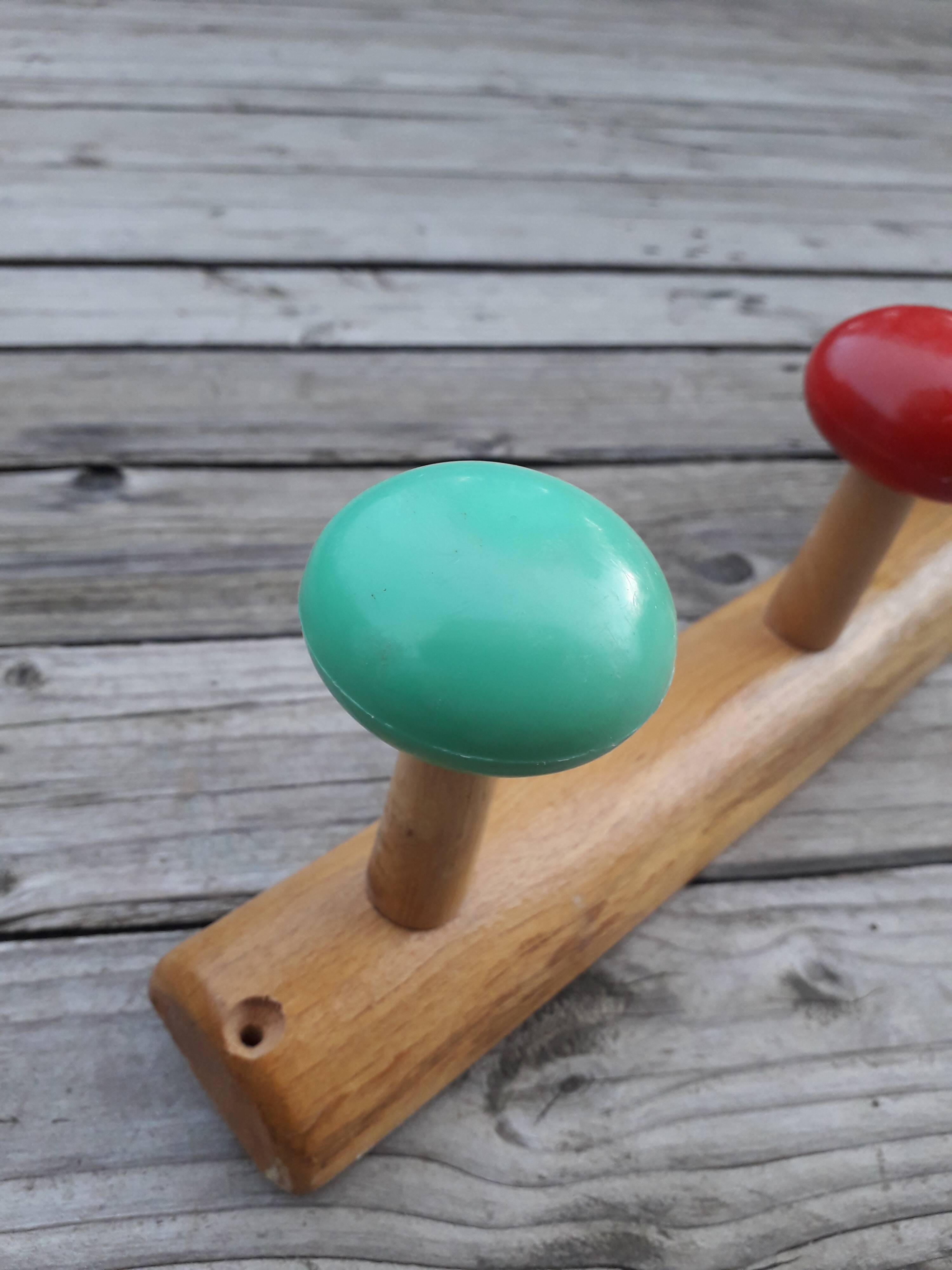 Vintage wall coat rack - Wood and plastic - 1970s