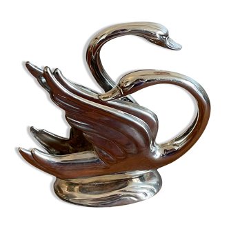 Silver metal towel rack pair of intertwined swans