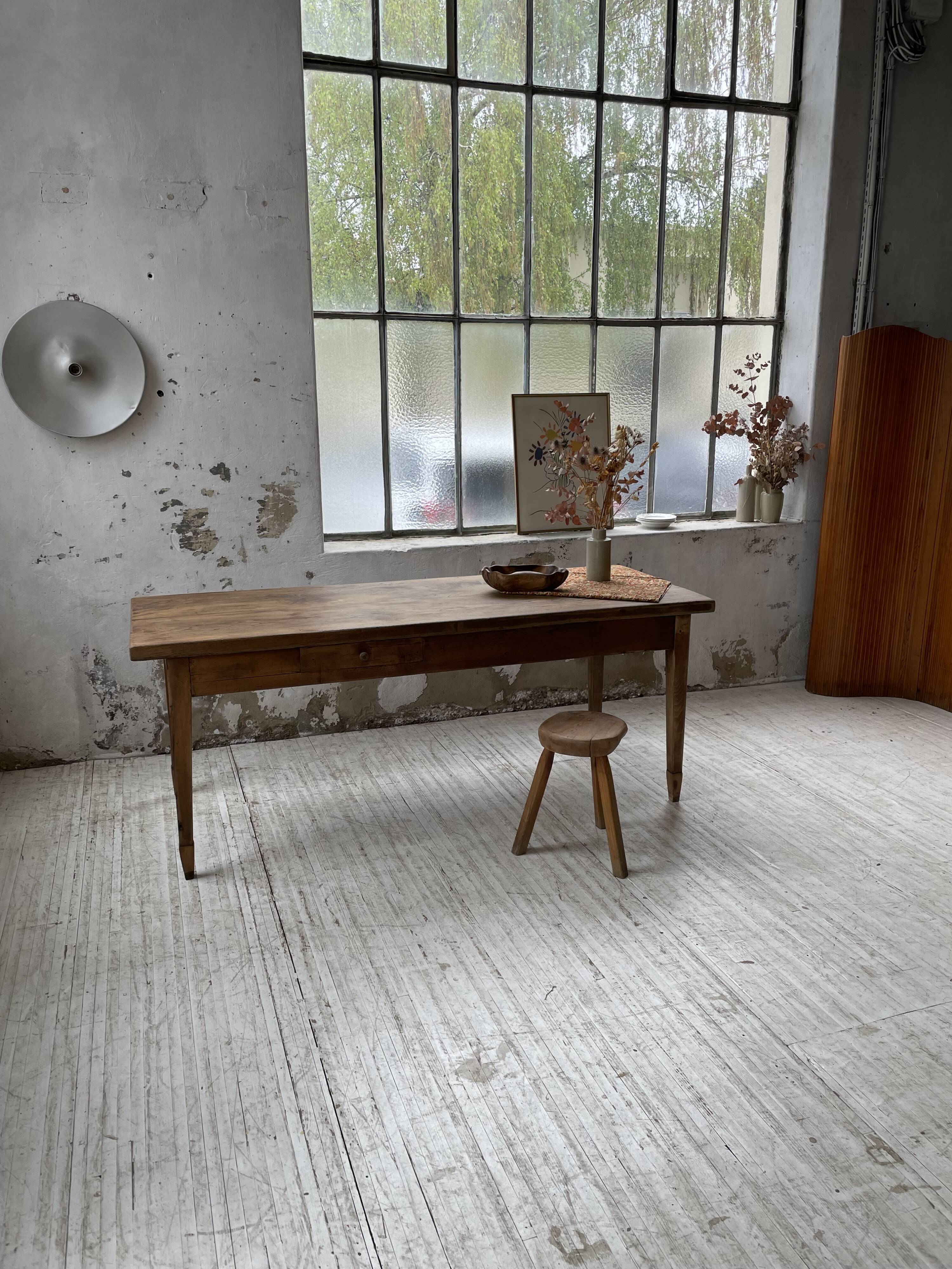 Farmhouse table in oak and walnut 2m