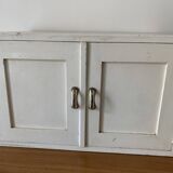 Meuble à poser blanc cassé