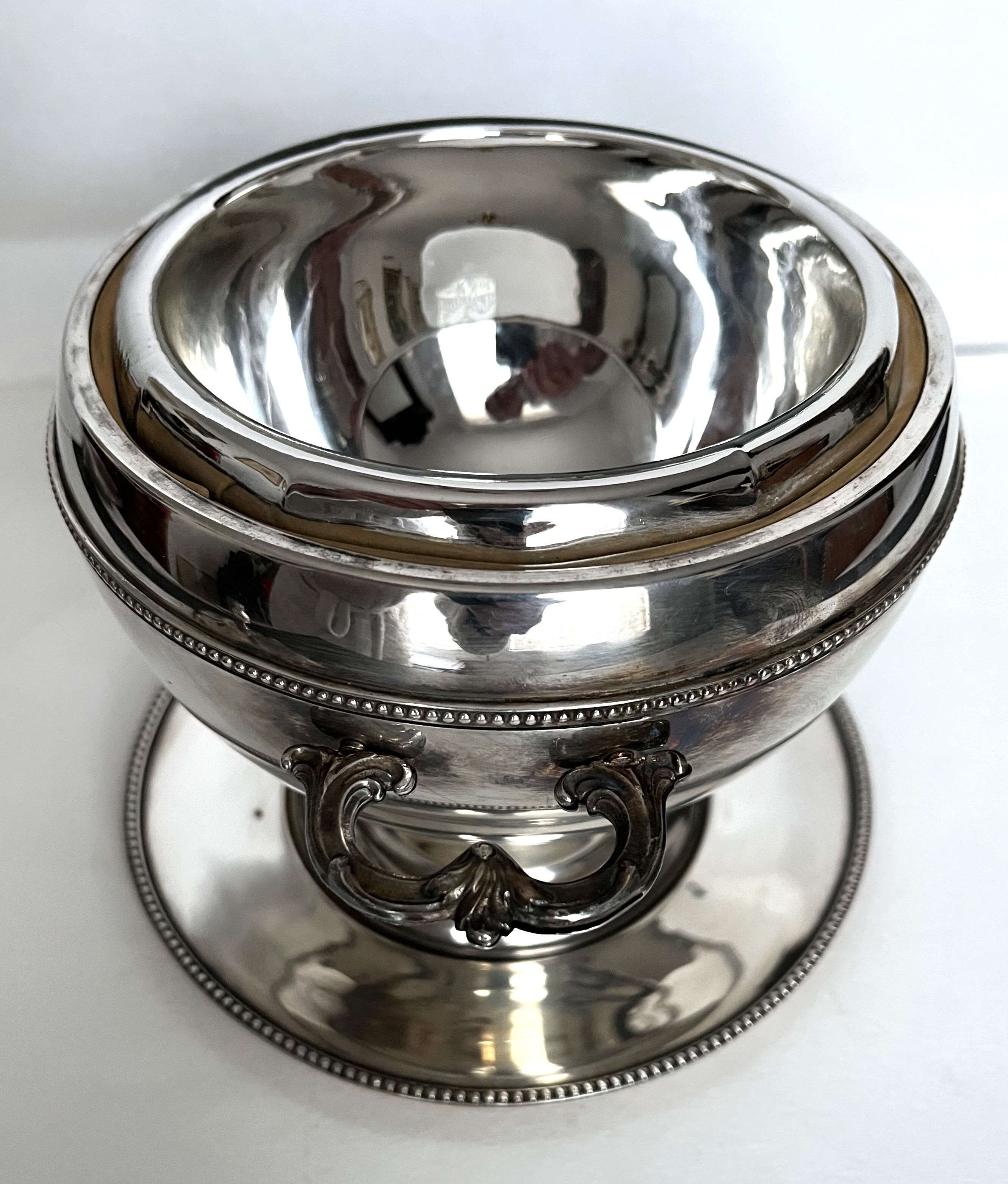 Silver metal ice bucket