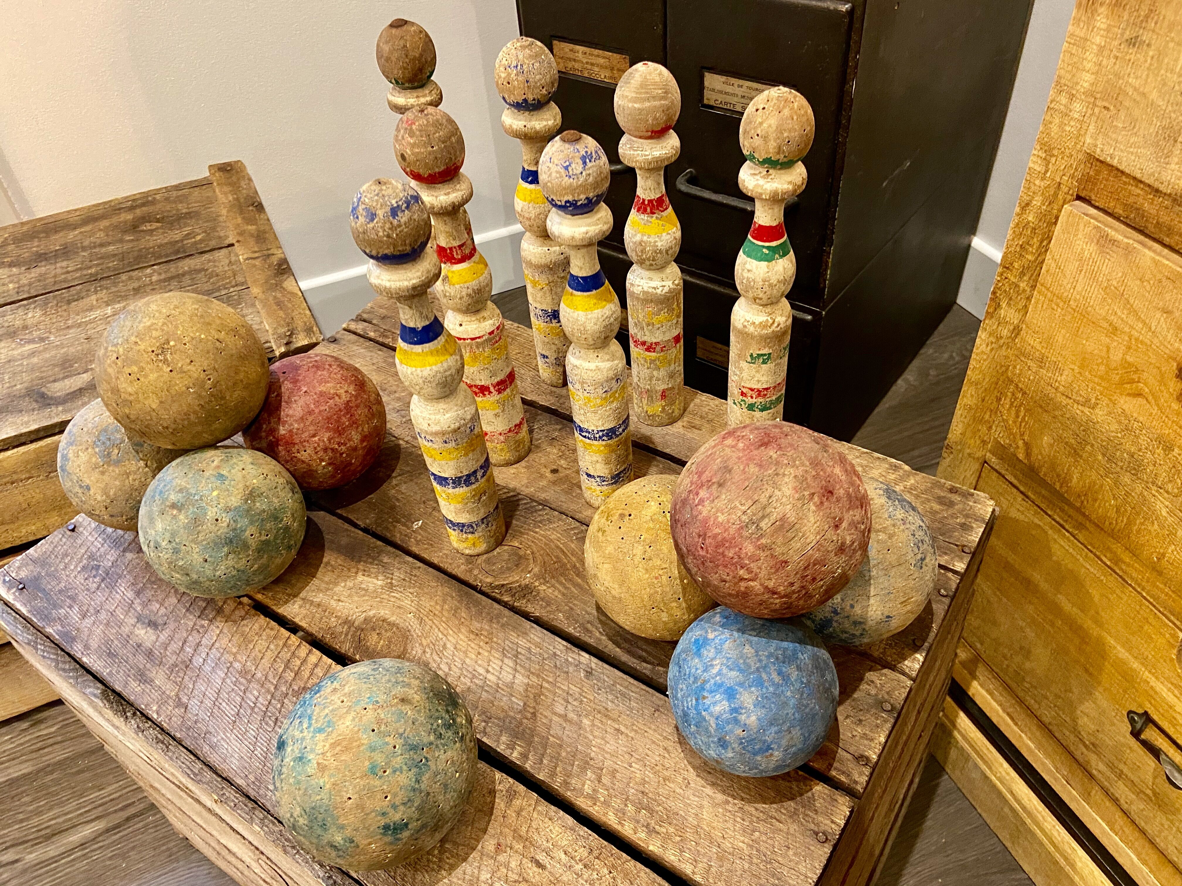 Former bowling game