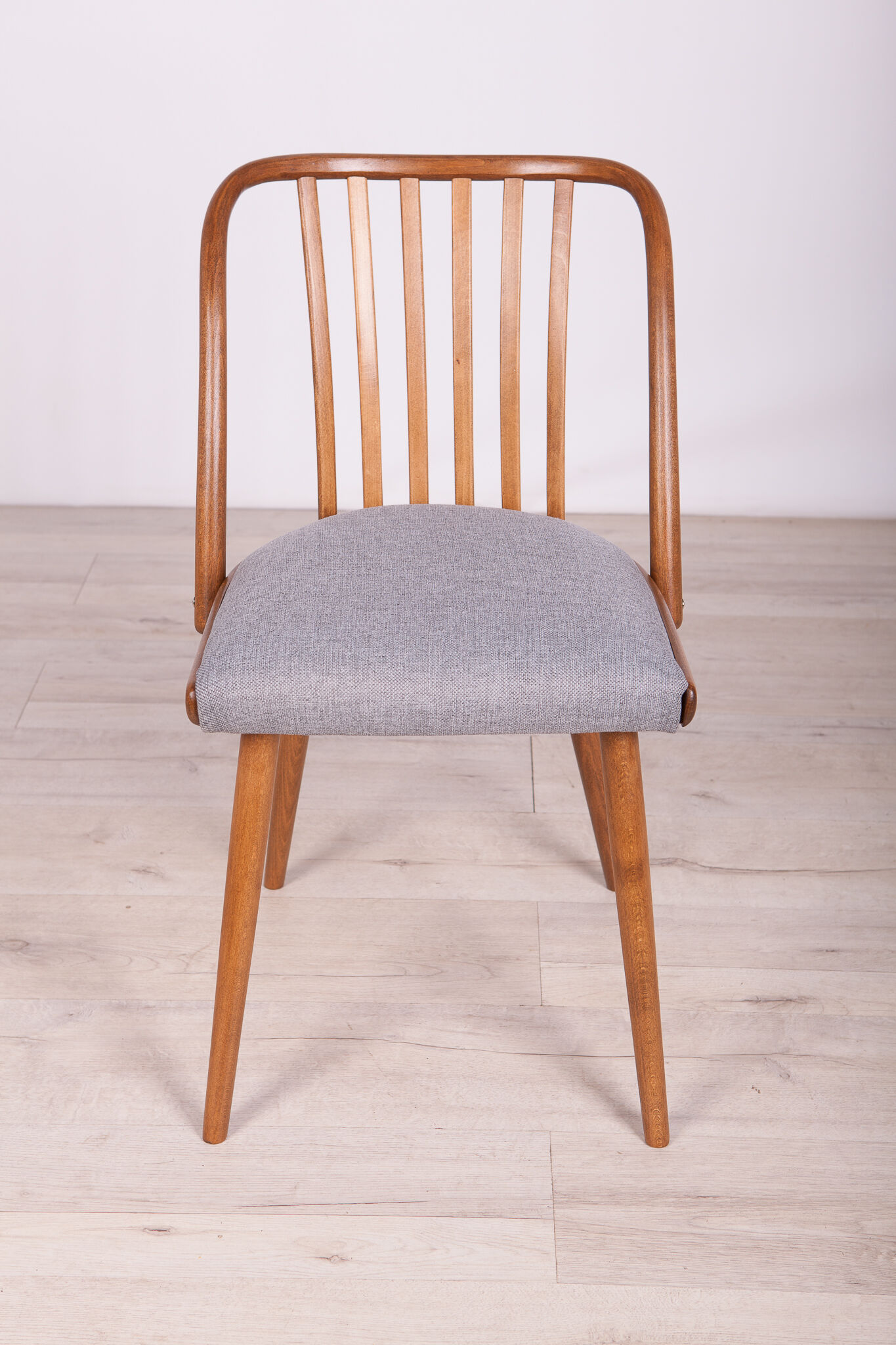 Set of 4 dining chairs by Antonin Suman for Ton, 1960s