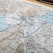 Imprimée en 1844, les environs d'Interlaken, Suisse.