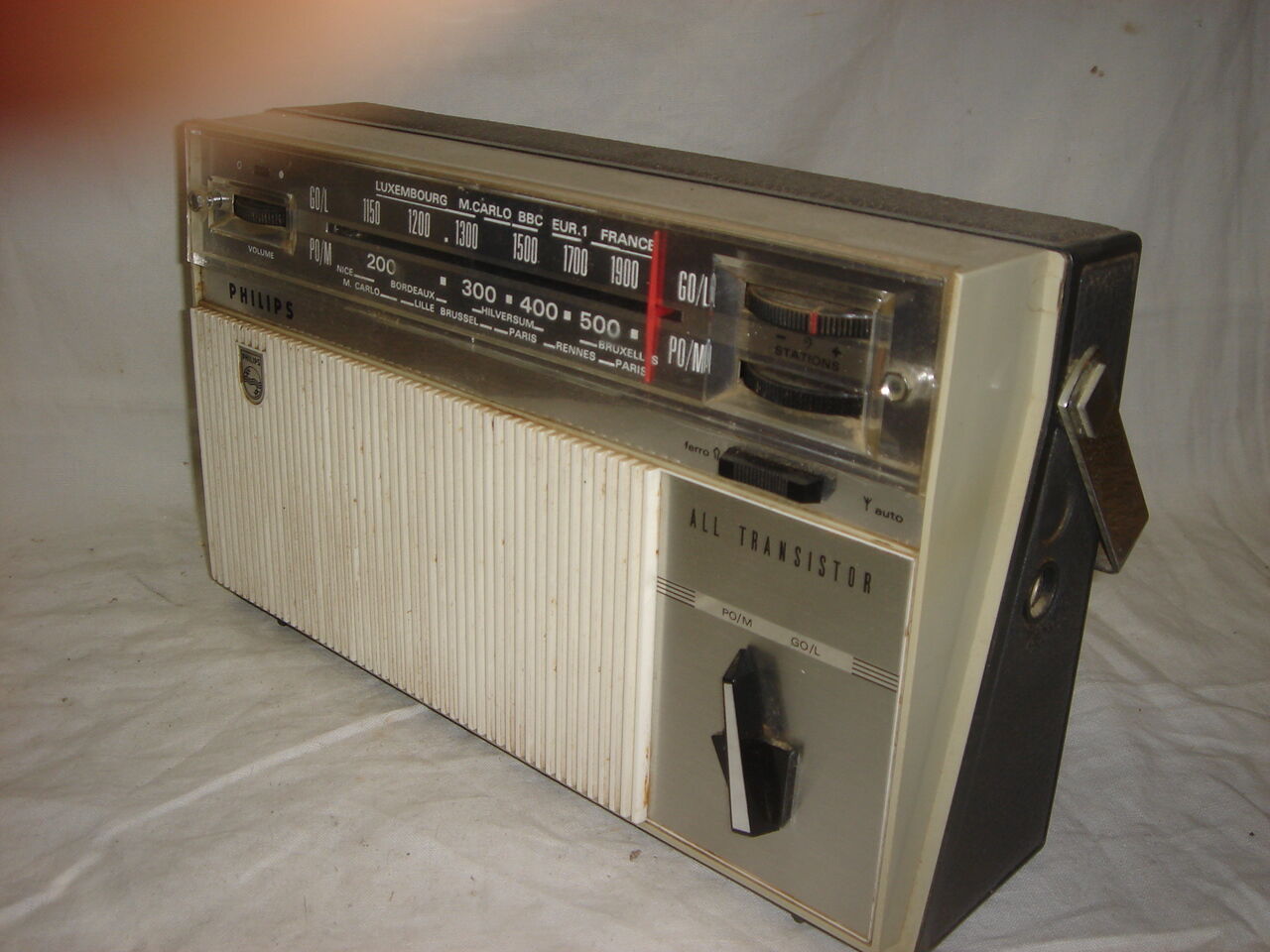 Poste radio portable Philips All transistor de 1960