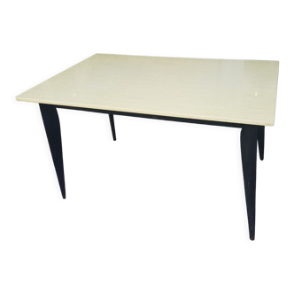 Formica table