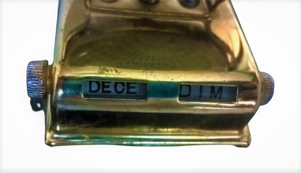 Perpetual calendar swallow in patinated regulation on black marble base ~ 50s