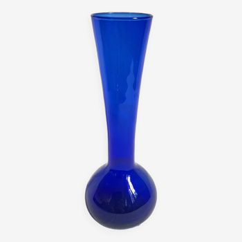 Vase soliflore en verre bleu
