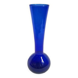 Blue glass soliflore vase