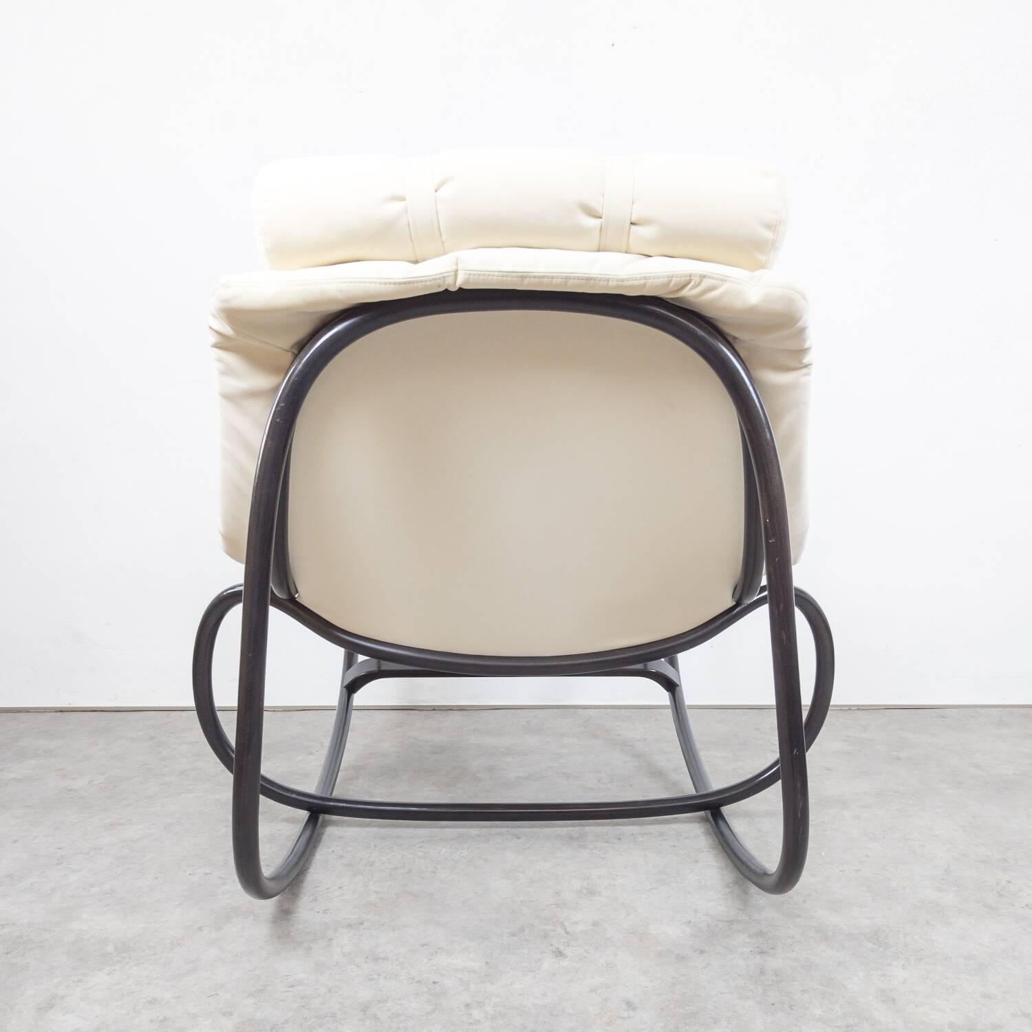 Fauteuil à bascule en bois courbé "Wave" par Michal Riabic pour TON