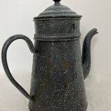 Ancienne cafetière tôle émaillée, gris moucheté