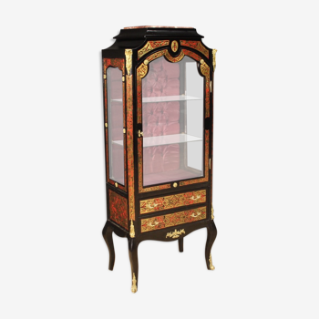 French inlaid showcase in Boulle style