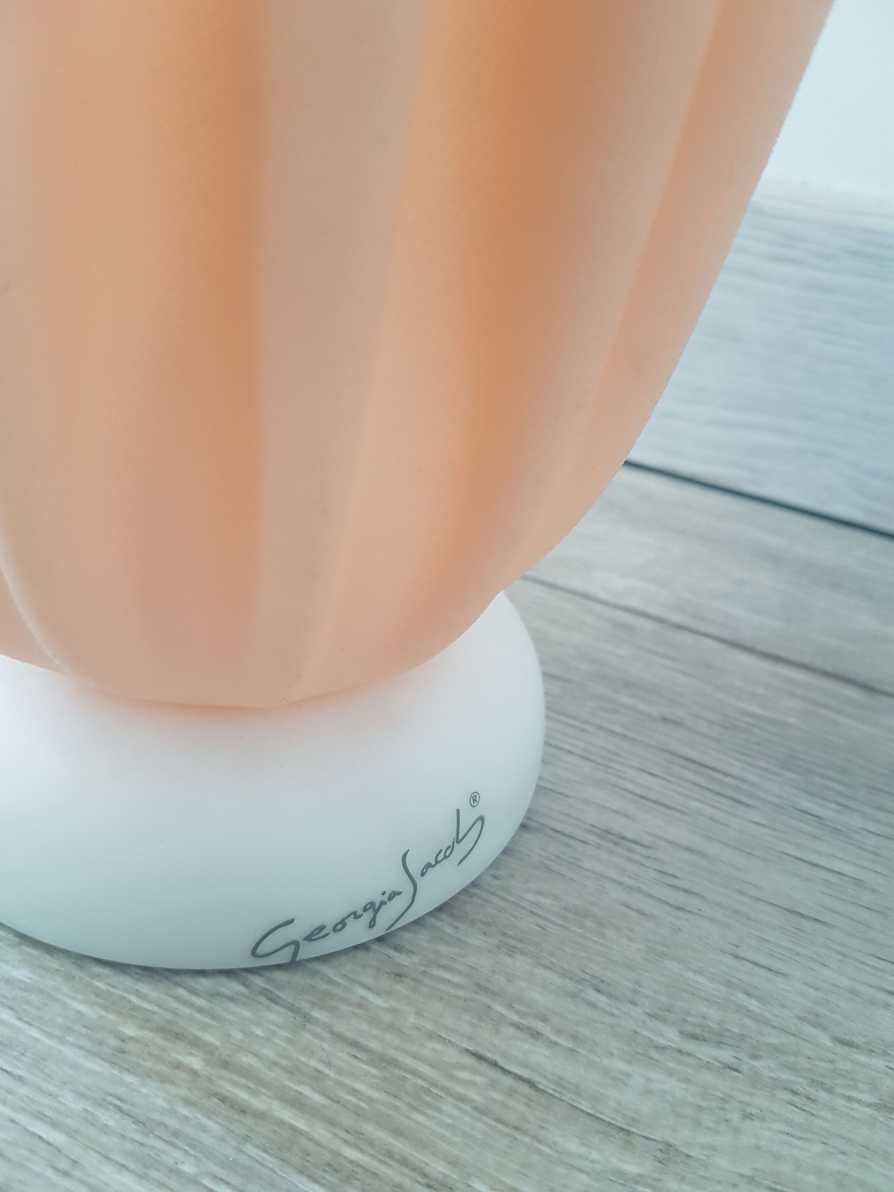 Superb vintage lamp by designer Georgia Jacob, Athena model signed and authenticated.