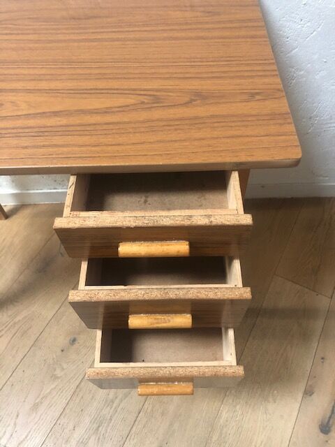 Vintage child office