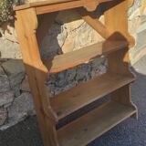 Cabinet shelves in solid pine