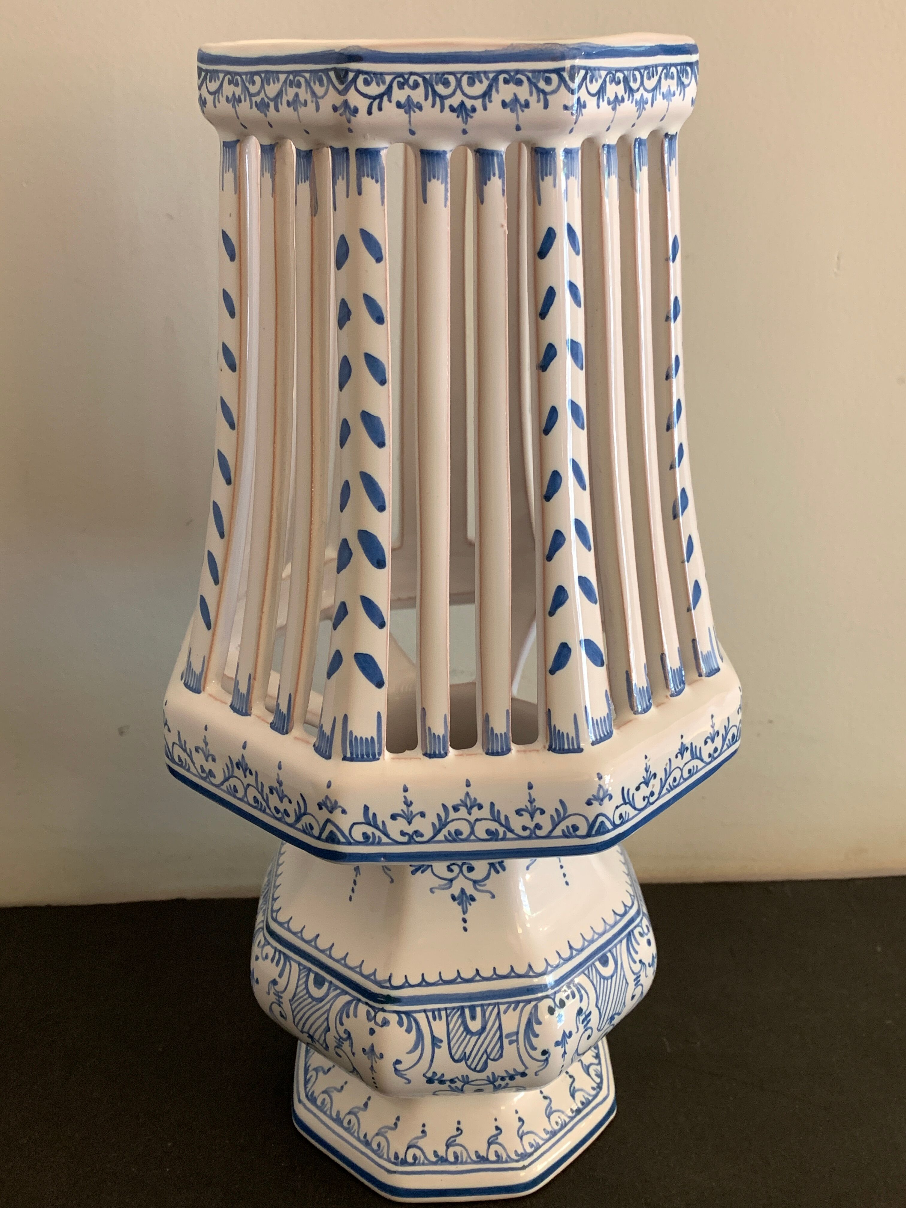 Earthenware lamp Lallier de Moustiers