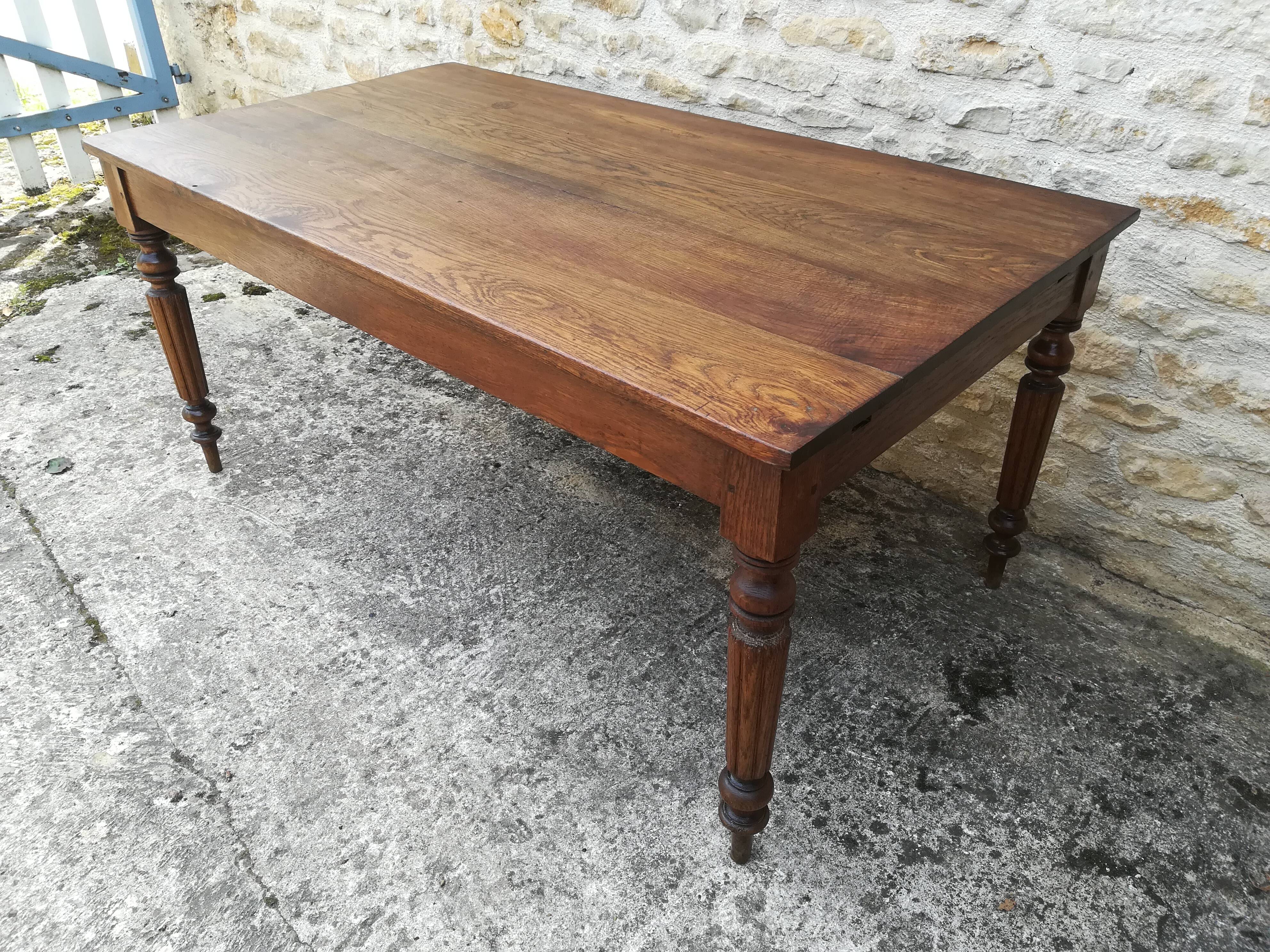 Oak farm table with two extensions