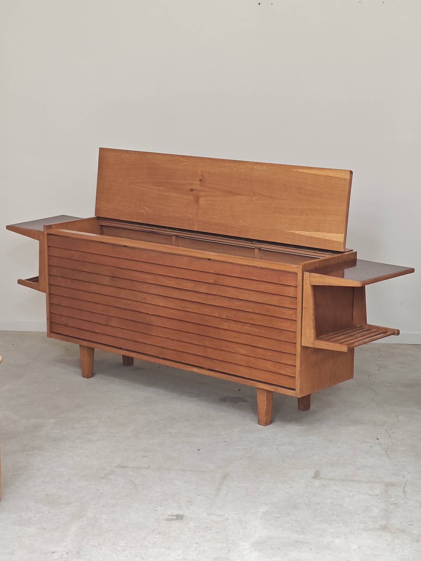 Storage chest for blankets or toys bar by Dyha Czech Republic 60