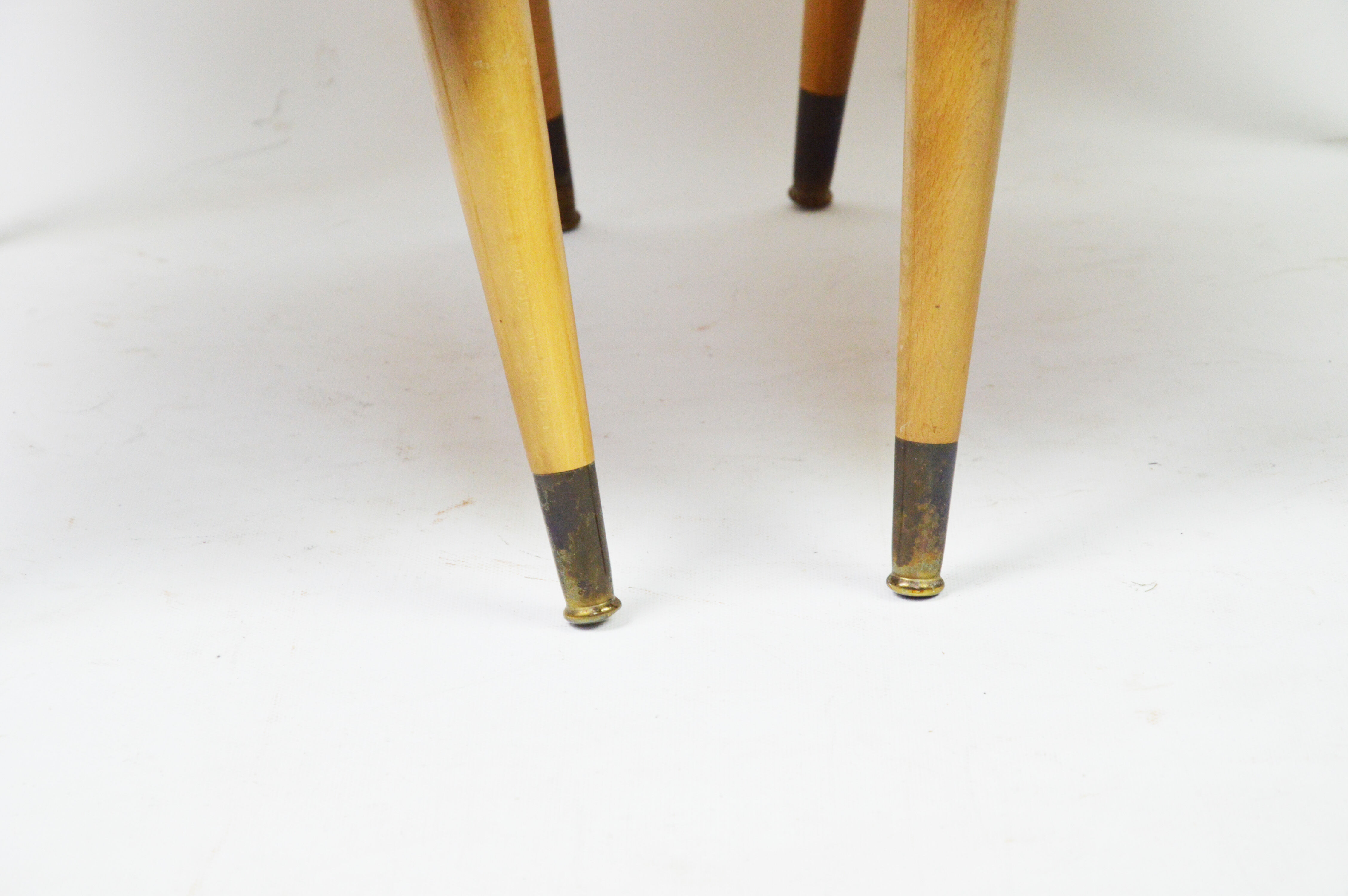 Paire de tables de chevet, années 1960