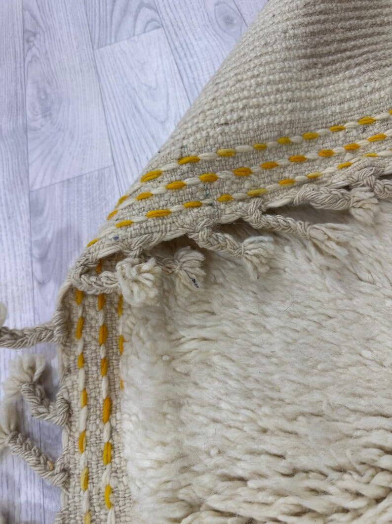 Handmade rug 250cmx150cm