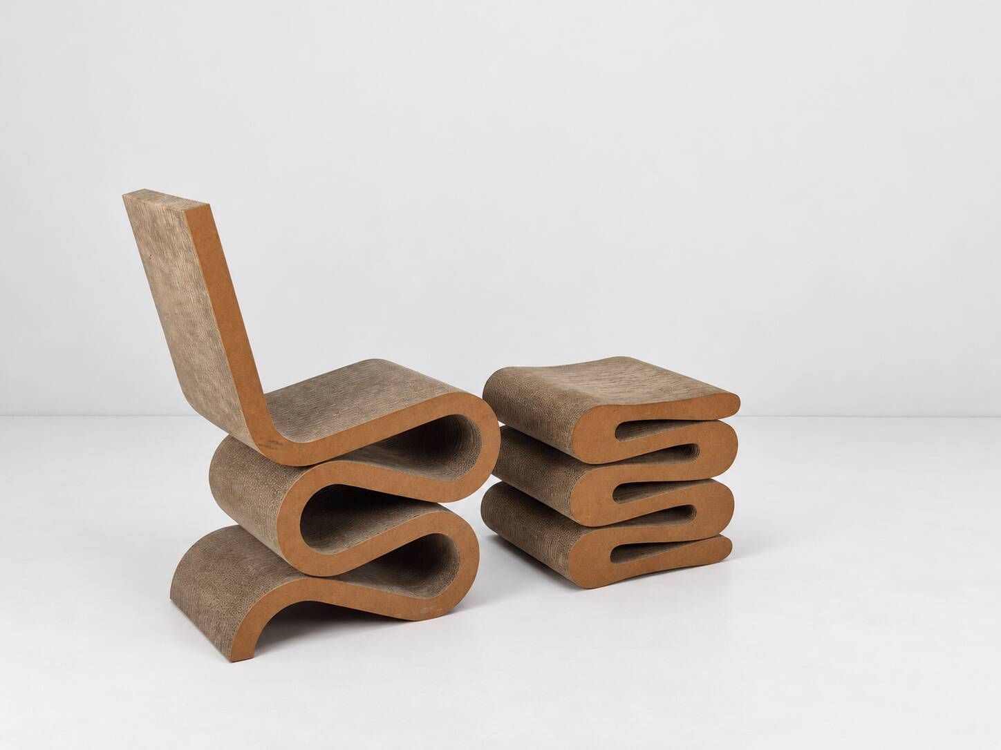Chaise Wiggle Easy Edges avec tabouret par Frank Gehry pour Vitra
