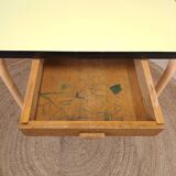 Bureau d'ecolier en formica