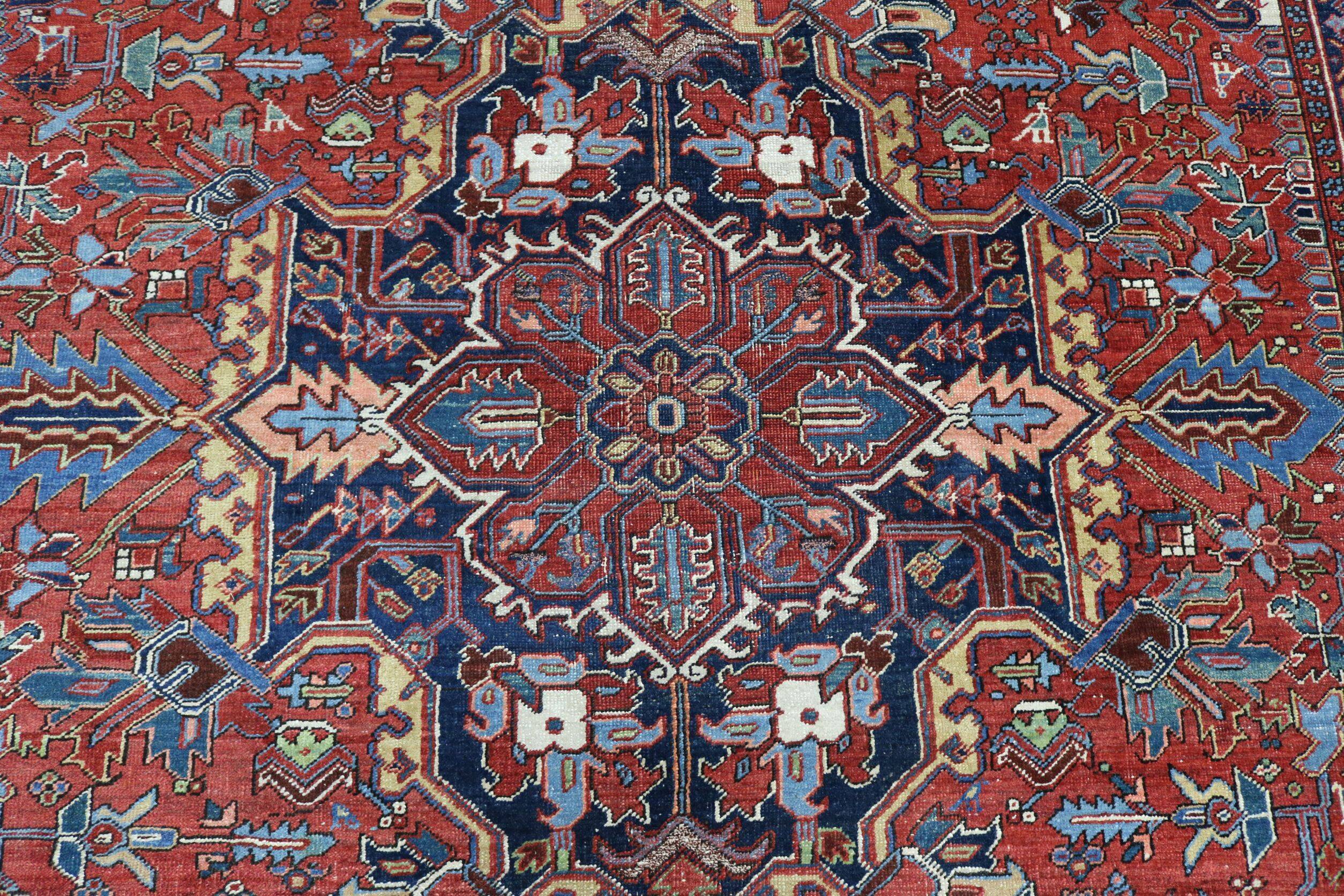 Handmade heriz rug