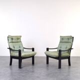 Mid-Century Danish Lounge Chairs and Coffe Table, 1970s.