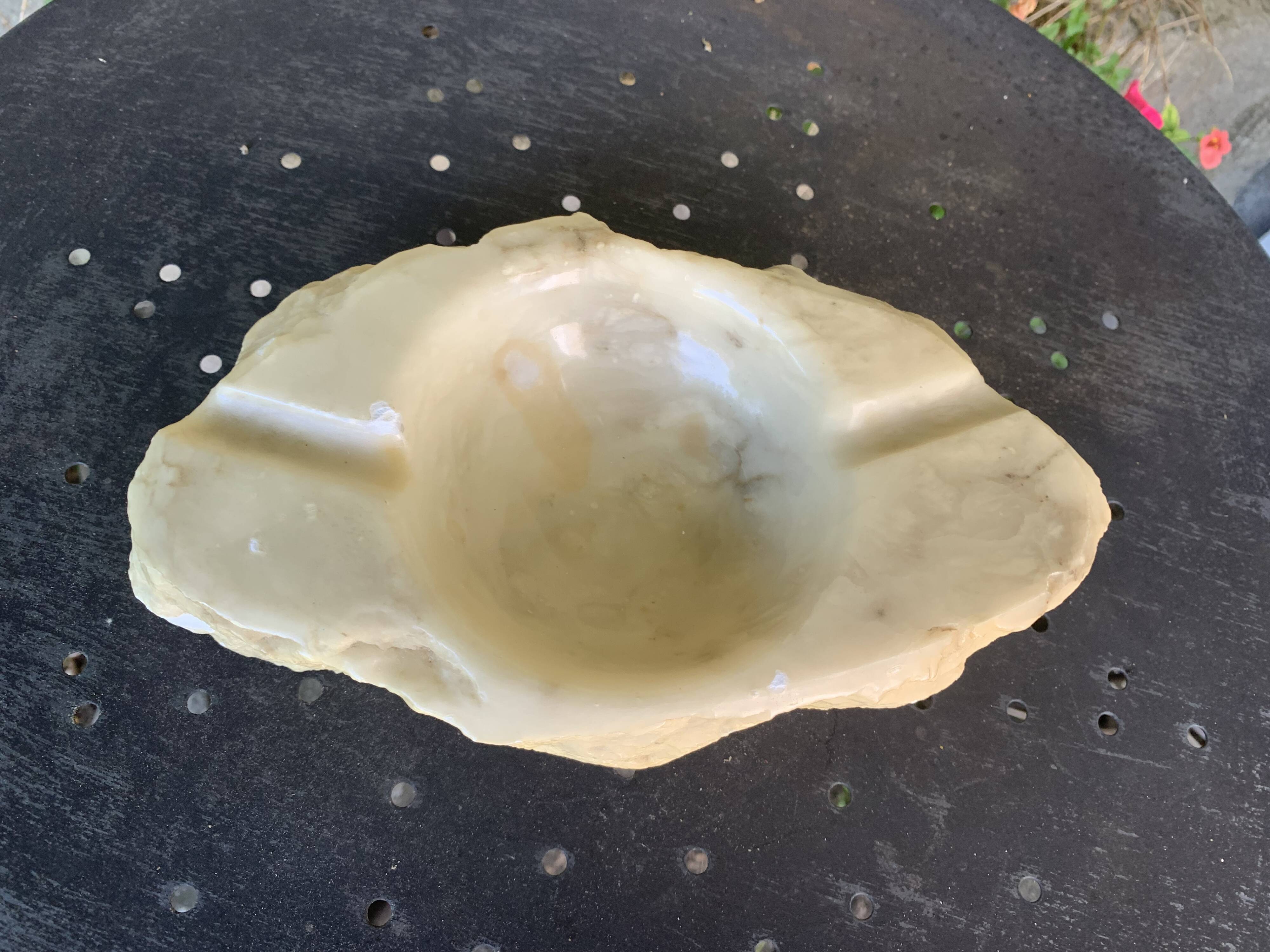 Large marble ashtray, white, beige, gray veins, vintage stone