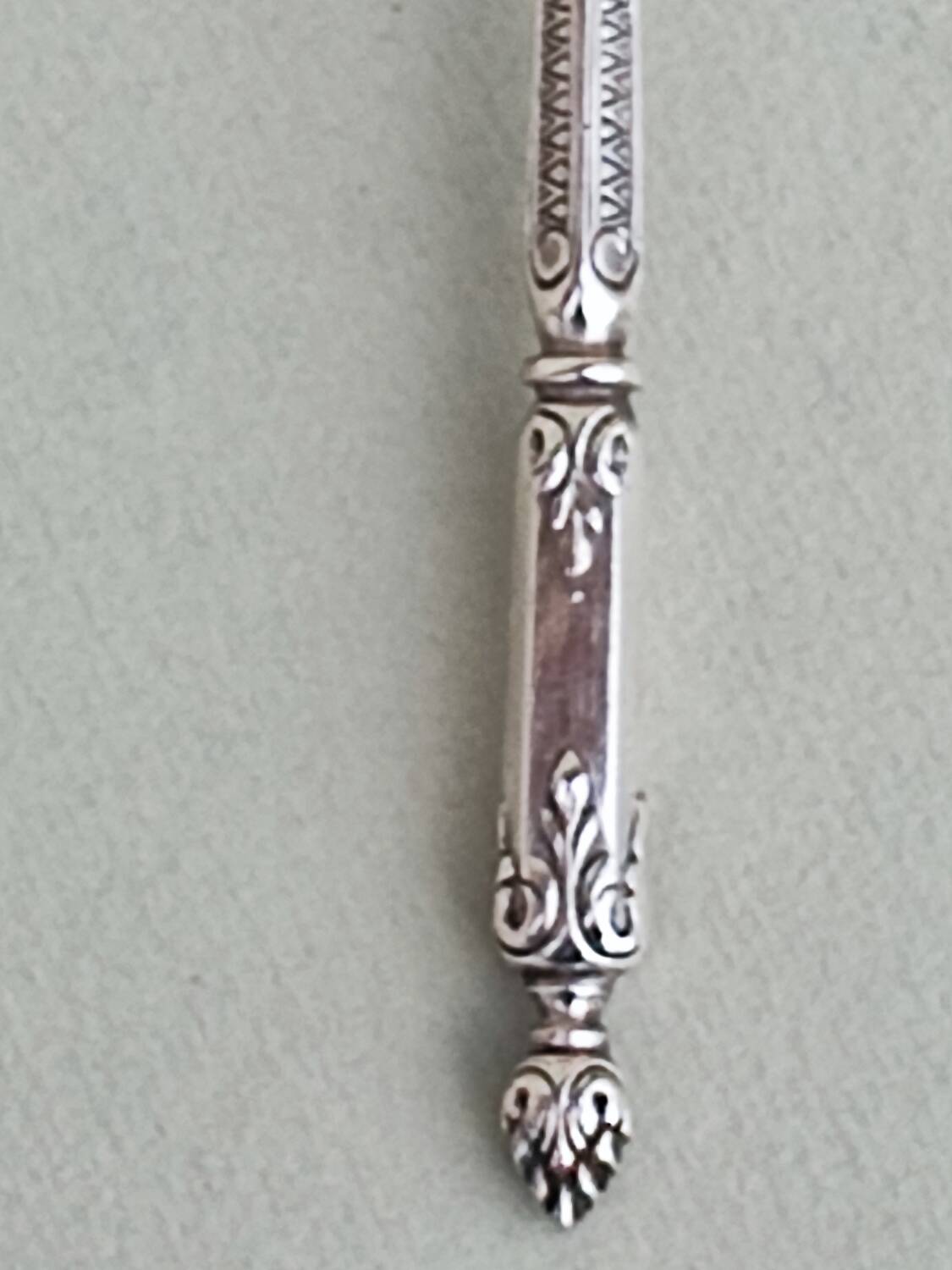 12 cuillères à café en métal argenté