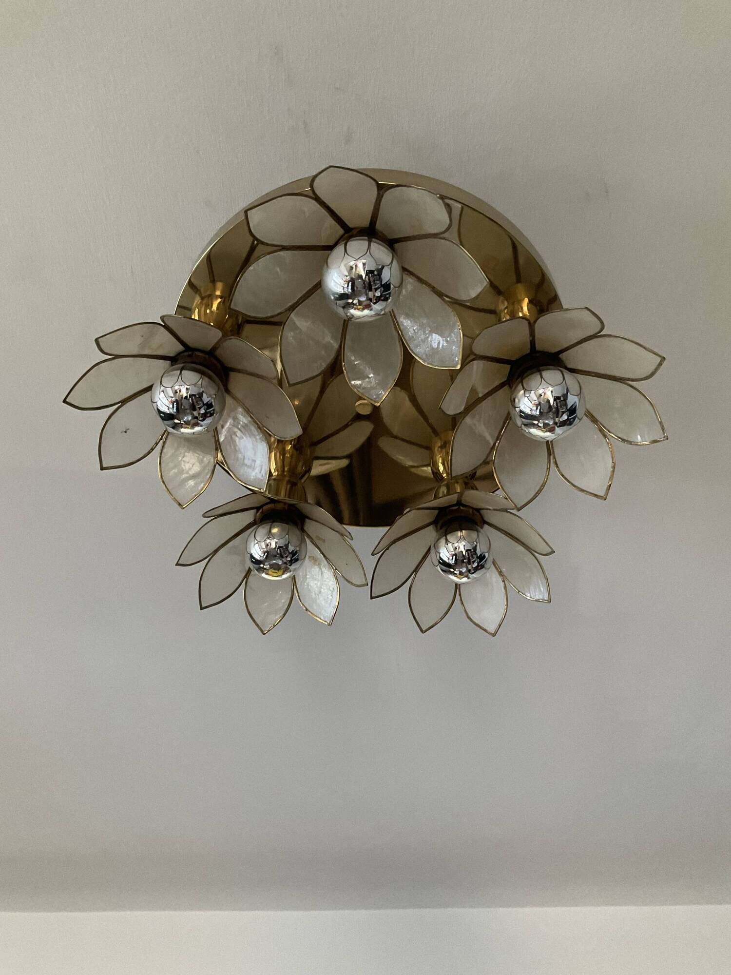 Vintage ceiling lamp in brass and mother-of-pearl 60s-70s