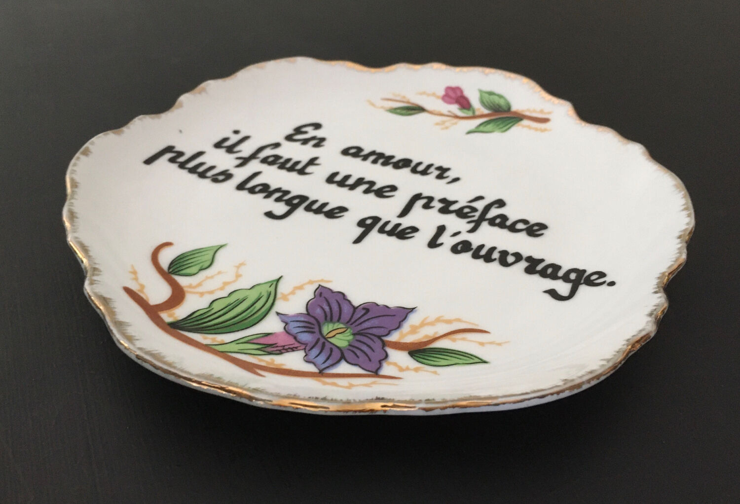 Decorative plate