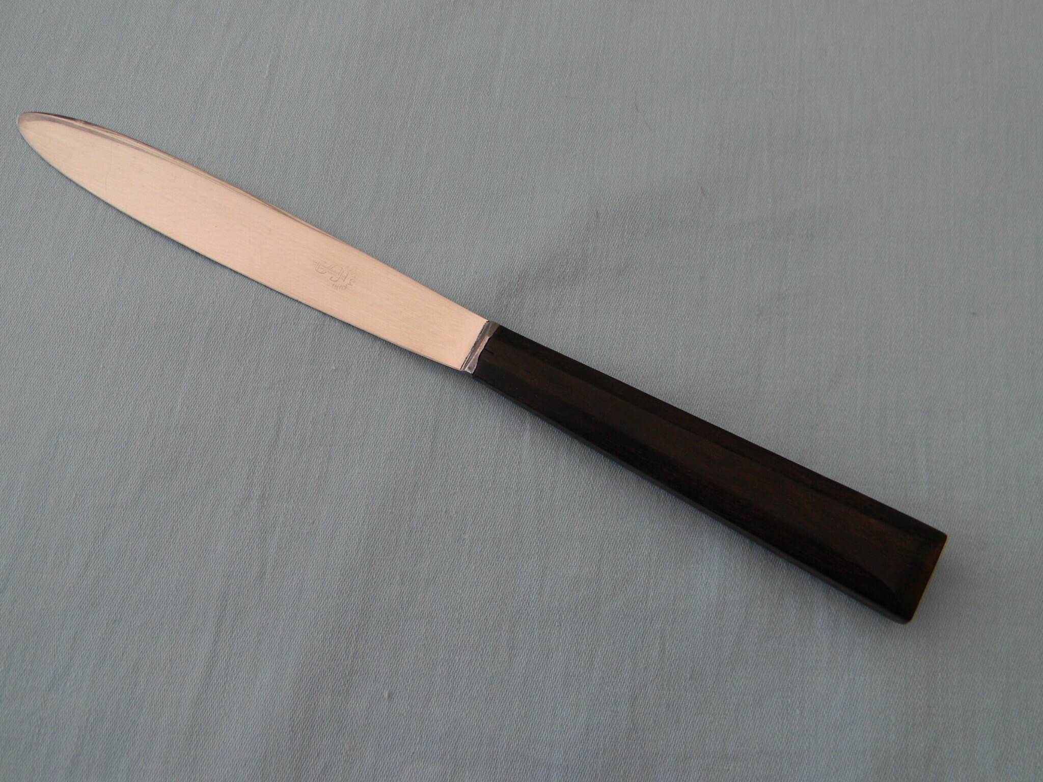 Set of 12 vintage stainless steel blade knives