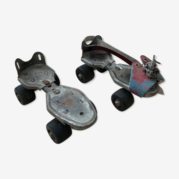 Ancienne paire de patins à roulettes flyer skates métal