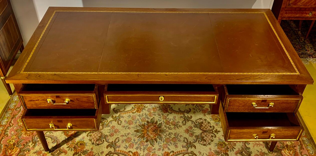 Louis xvi style office