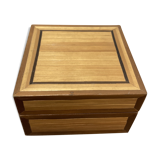 Straw-marked box