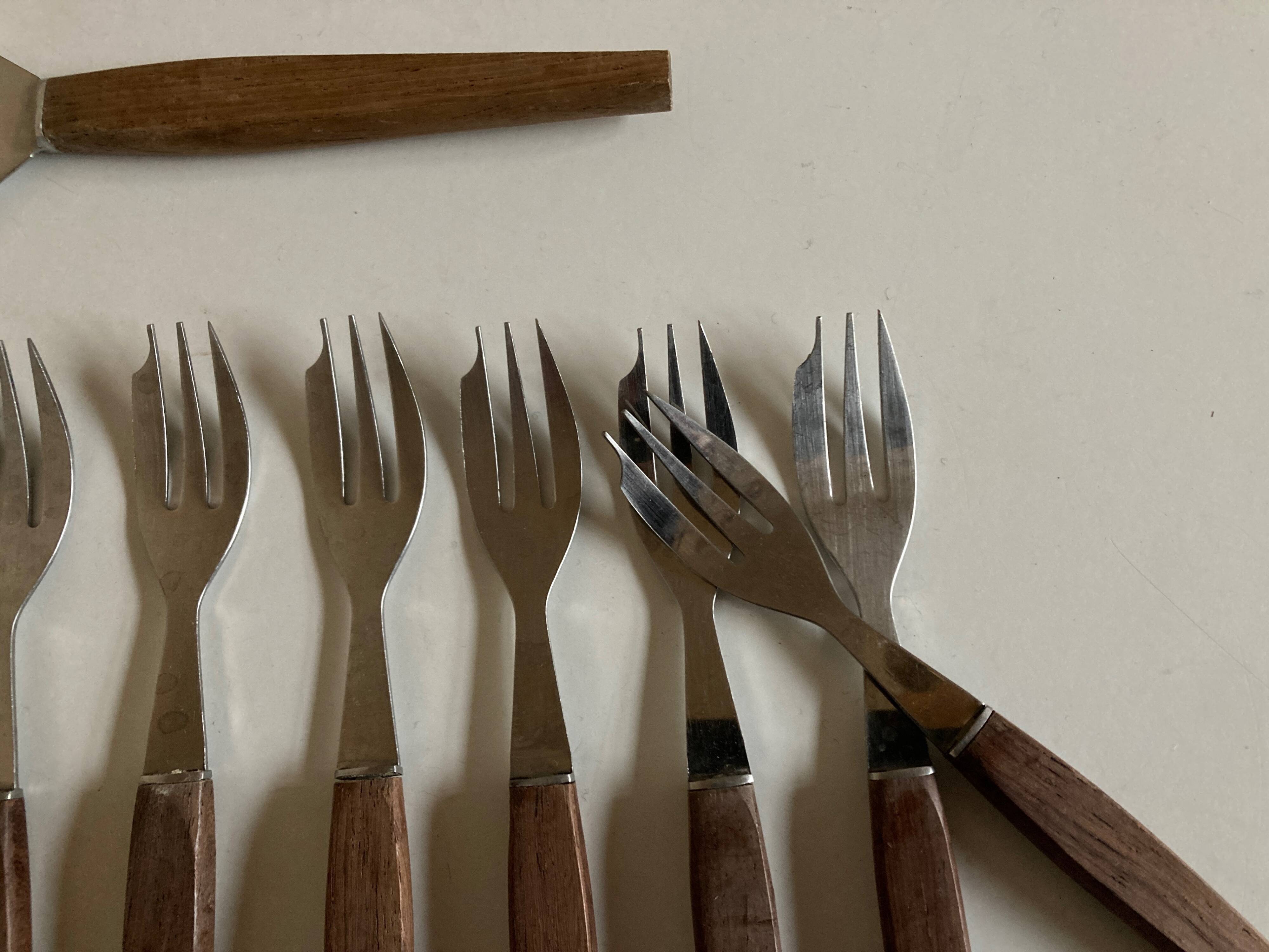 Set of 12 teak dessert forks 1960 Scandinavian
