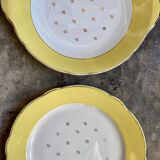 2 plats ronds Luneville en faïence jaune et dorée, service "Josette"