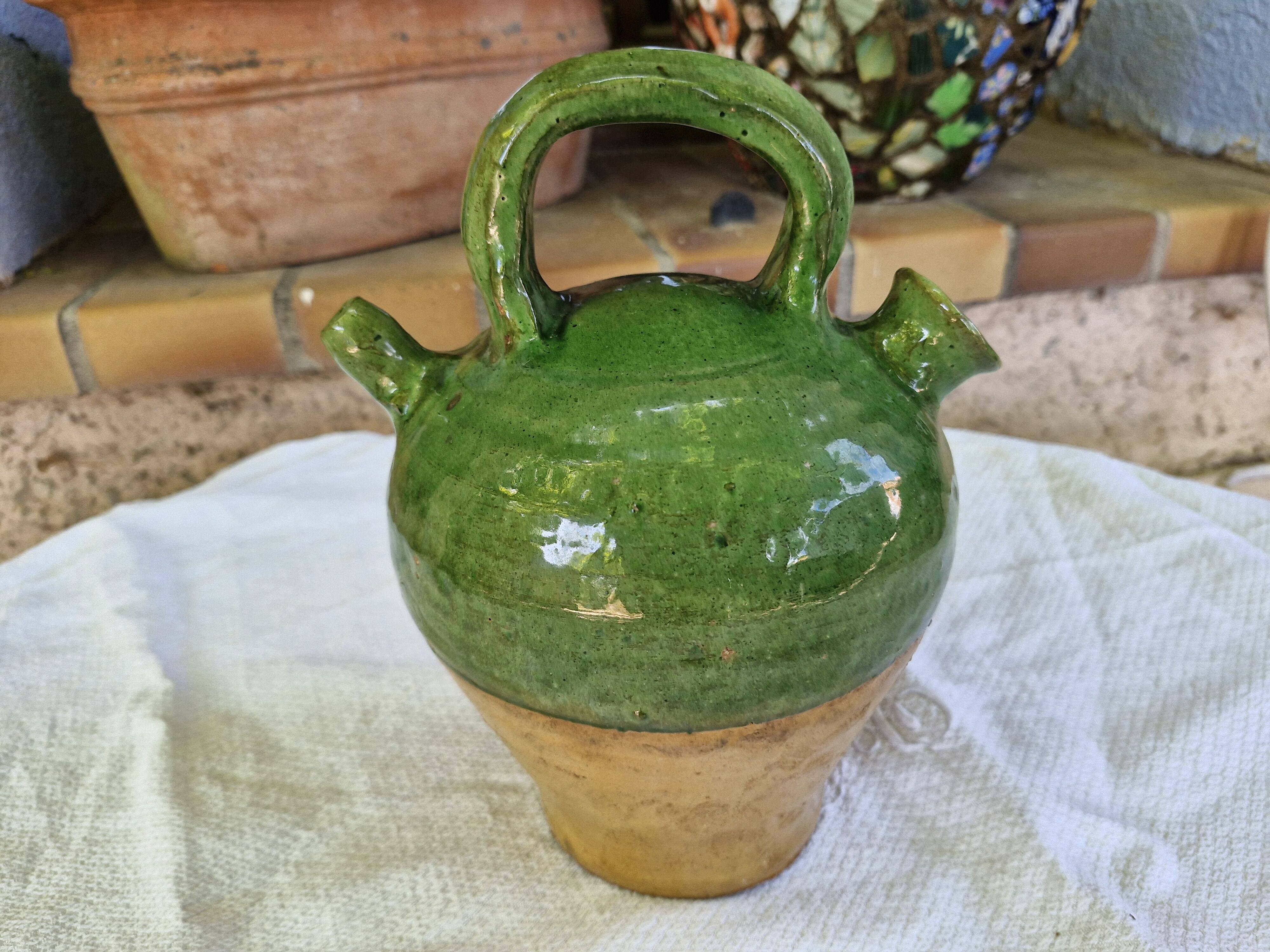 Antique Provençal jug/jug - painted on one side