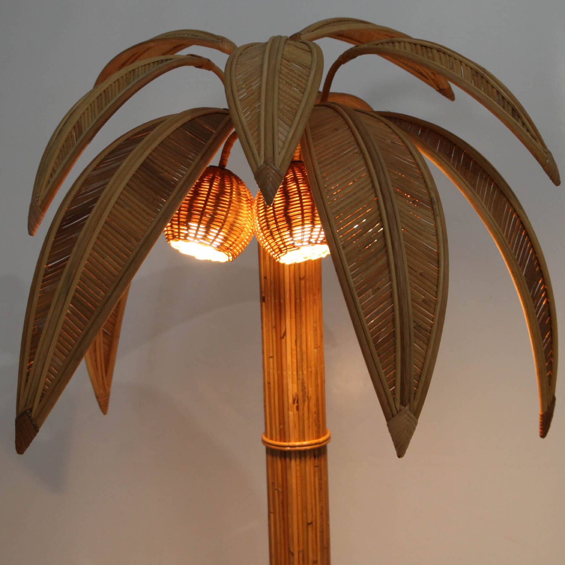 "Palm" / "Coconut" floor lamp in rattan
