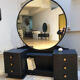 Hairdresser to the mirror round black vintage