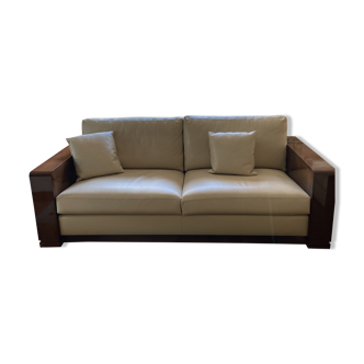 Hugues Chevalier sofa