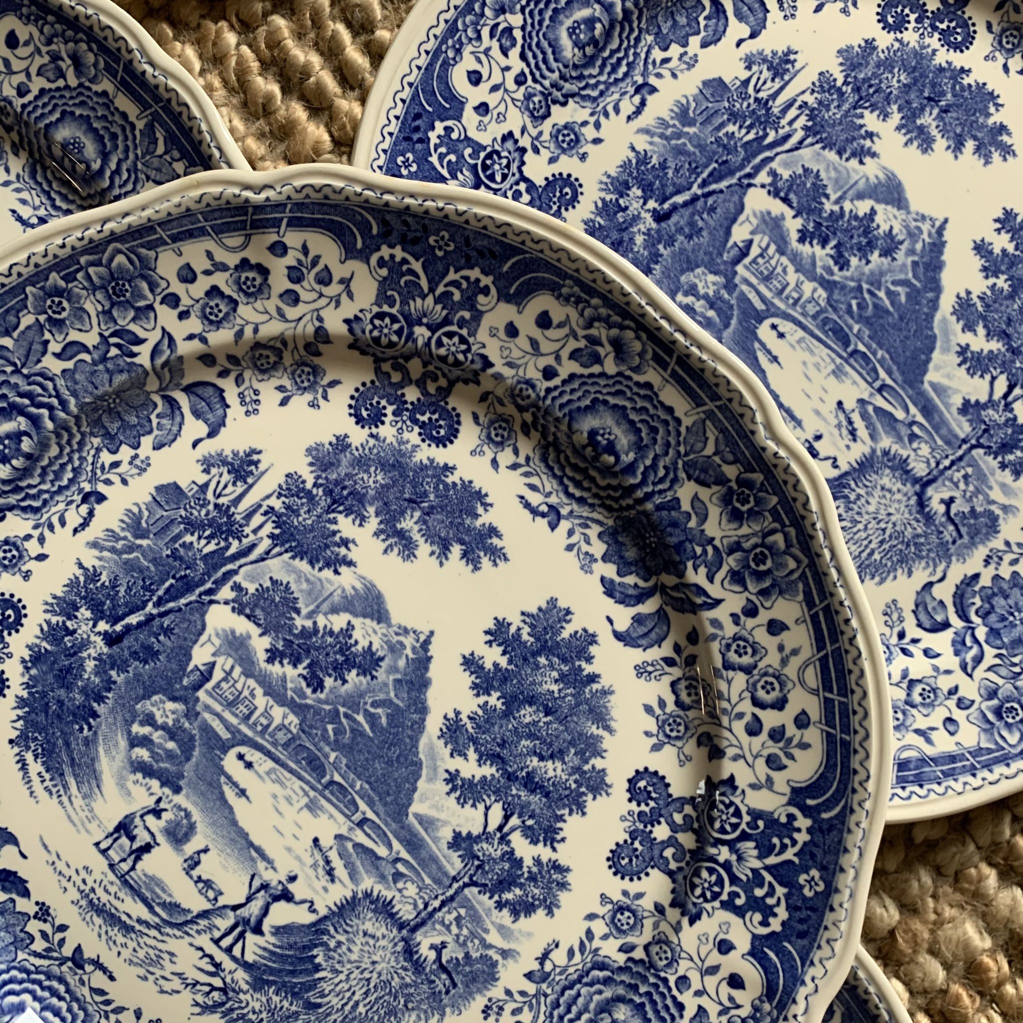 Service of 6 flat plates Villeroy - Boch model Burgenland blue/ white