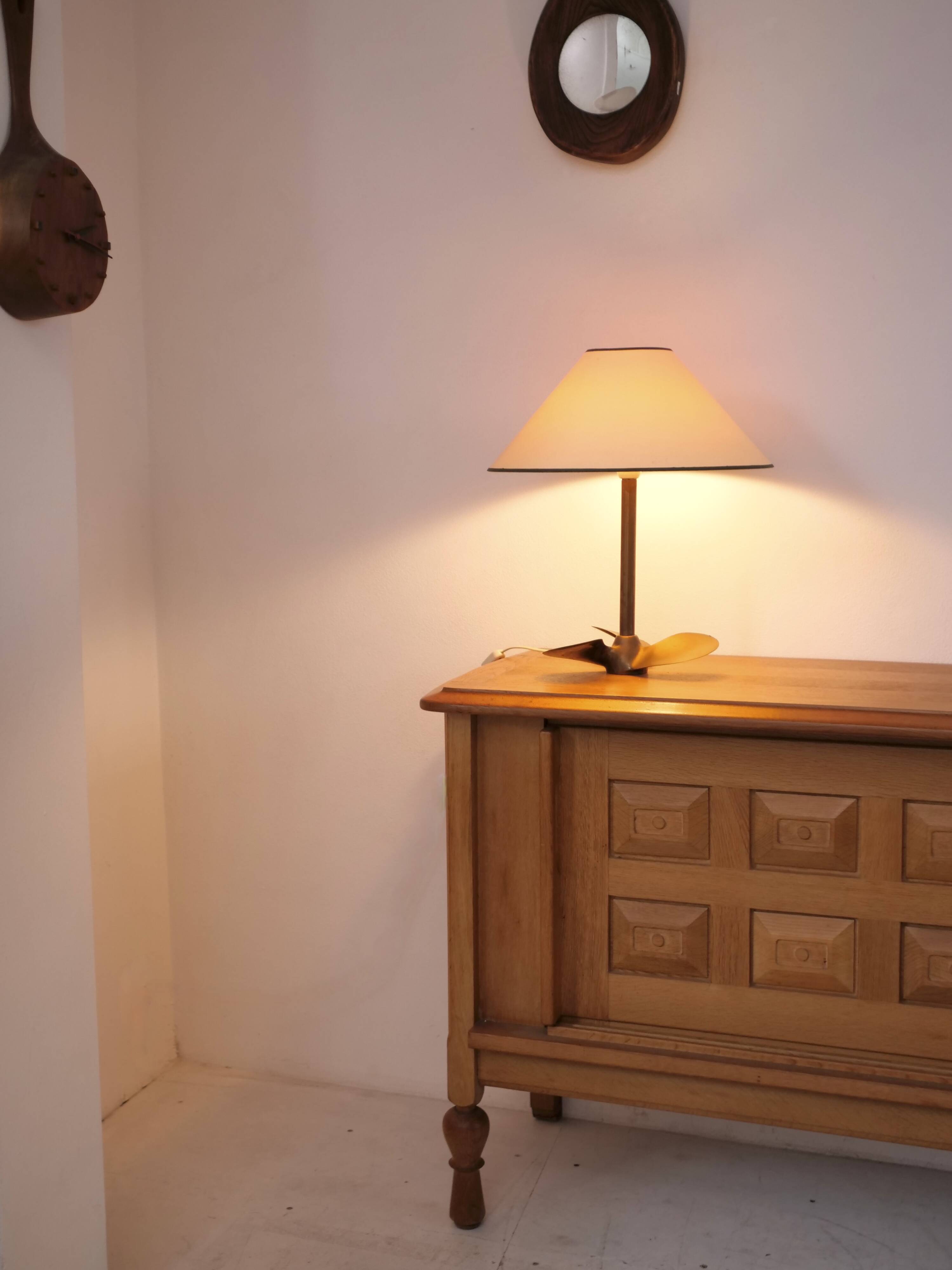 Solid brass helix lamp