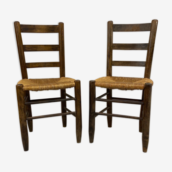 Pair of mulched chairs